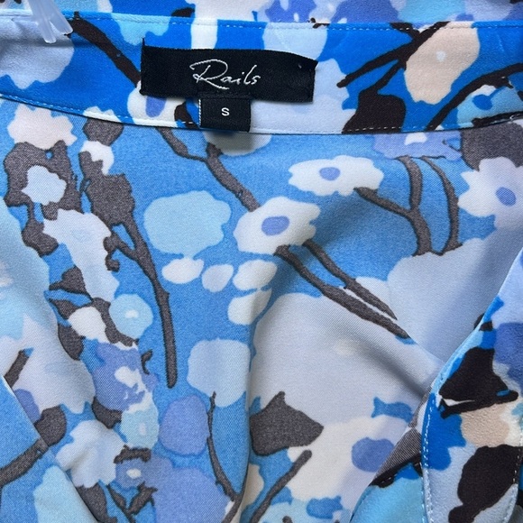 Rails Blue Business Casual Form Fitting Girly Long Sleeve Blouse QQ - Picture 2 of 3